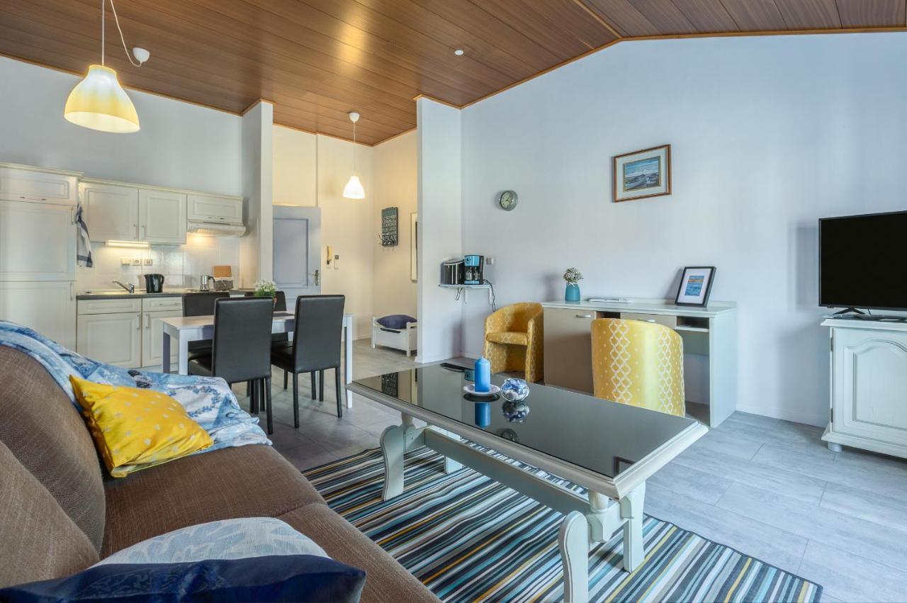 Nina Deluxe Superior 5 Star Apartment, Your Piece Of Heaven By The Sea & Park Novigrad Istria Buitenkant foto